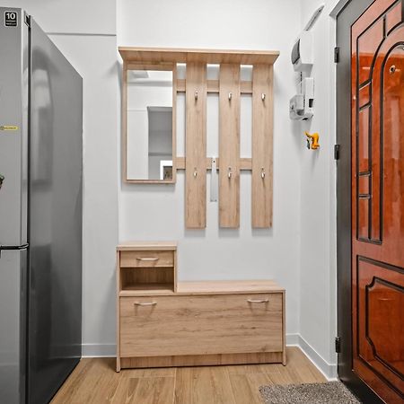 Earthy Escape - Central Apt With Balcony Βουκουρέστι Εξωτερικό φωτογραφία