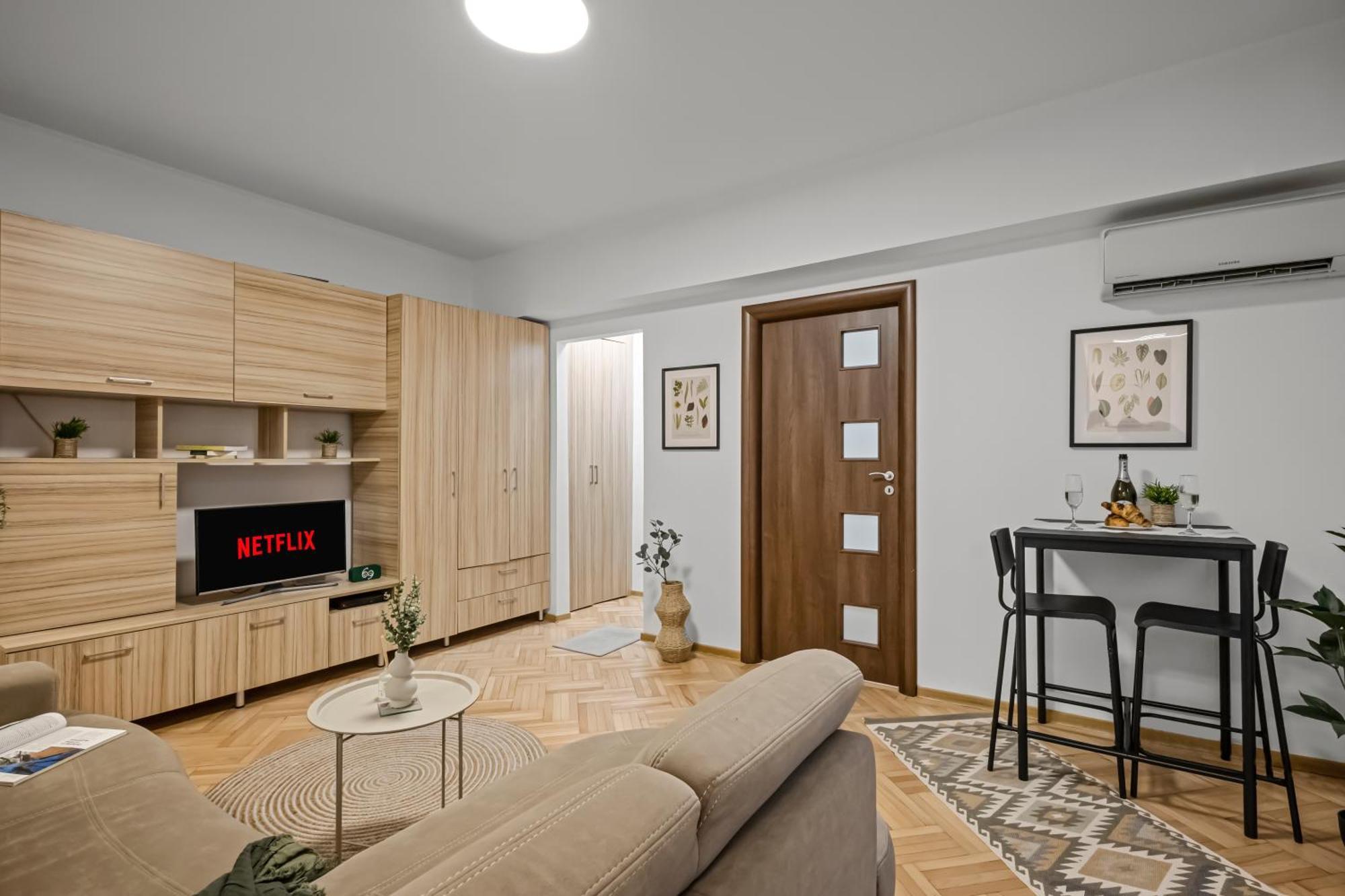 Earthy Escape - Central Apt With Balcony Βουκουρέστι Εξωτερικό φωτογραφία