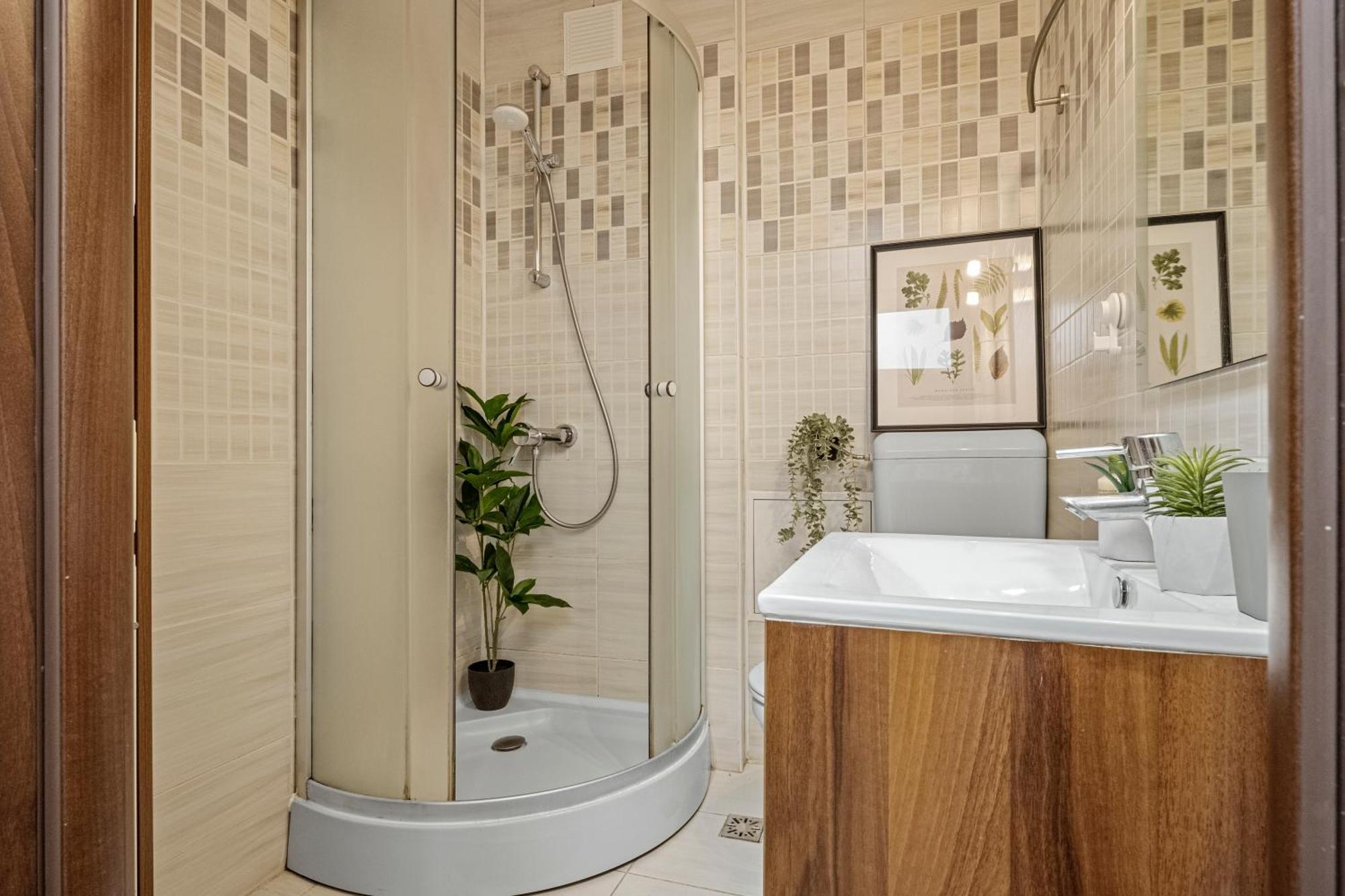 Earthy Escape - Central Apt With Balcony Βουκουρέστι Εξωτερικό φωτογραφία
